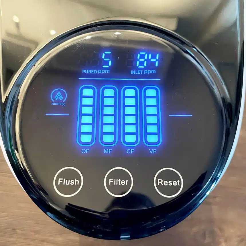 BioEnergy - EM-WASSER-Umkehrosmose-Entron-Ansicht-Display-Detail - 1